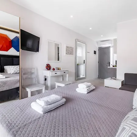 King With Sofa Bed 1 * Geni (Lefkada)